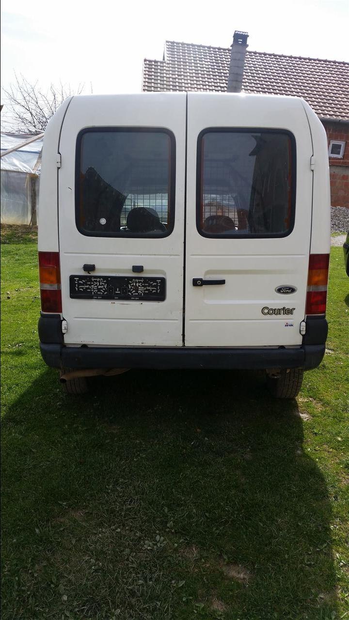 Ford-courier