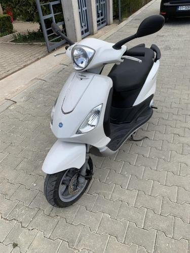Shes Piaggio 2011