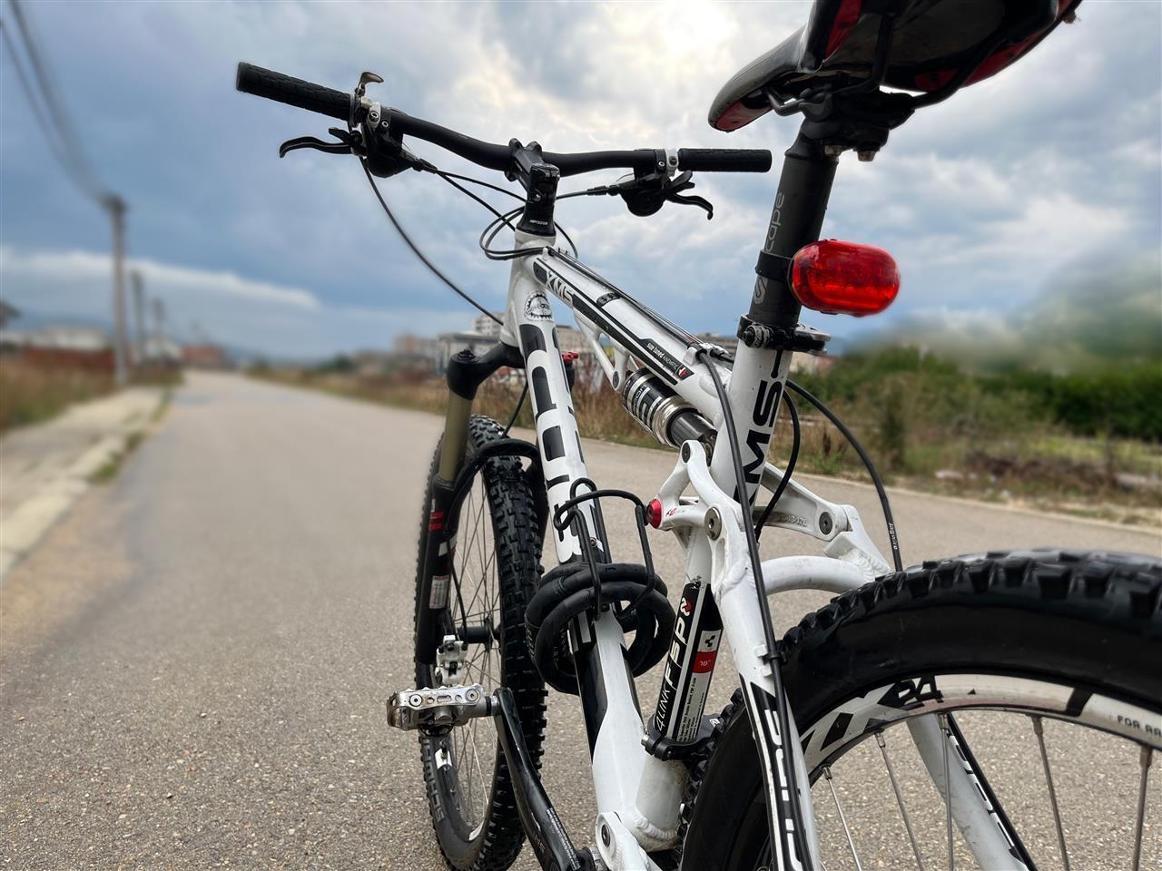 Cube xms cheap mountain bike