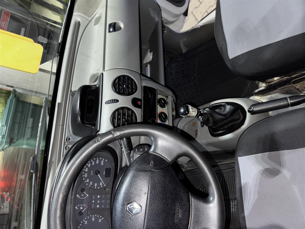 Shitet-Renault-Kangoo