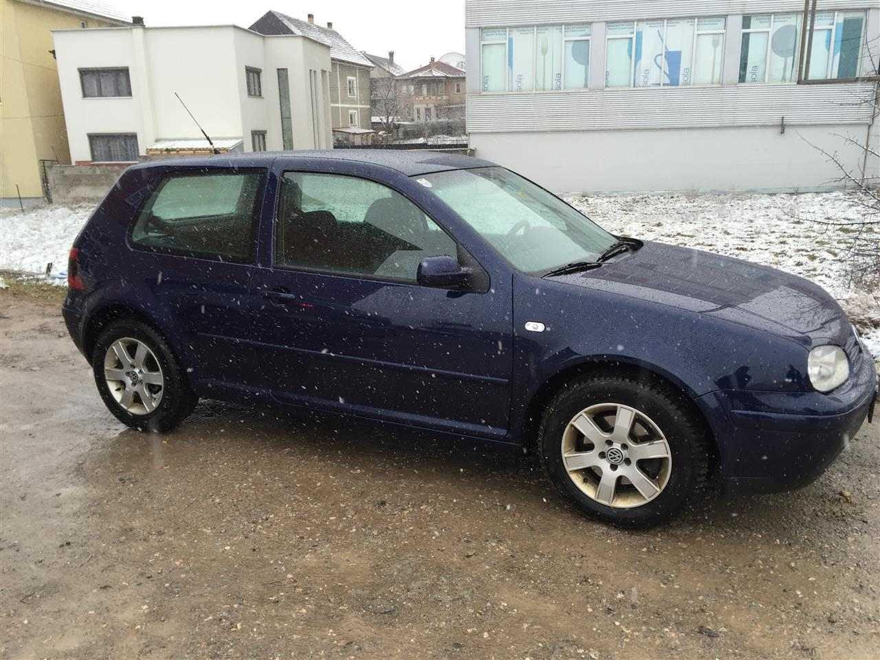 VW-Golf--02