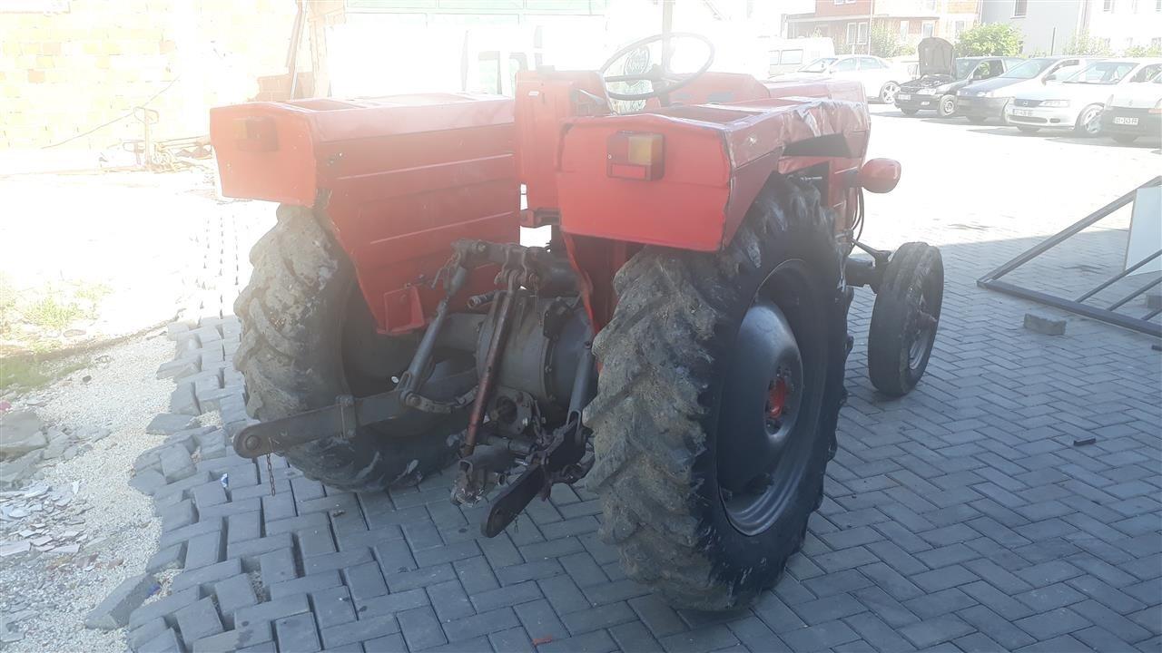 --Traktor-542