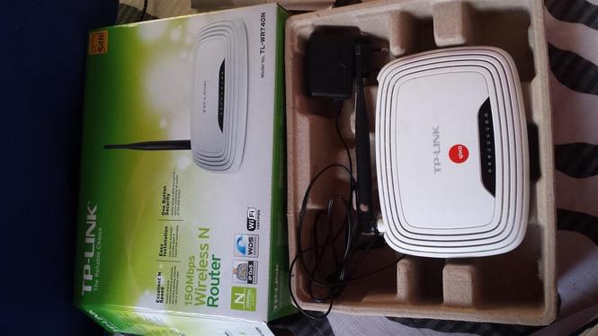 TP-LINK 