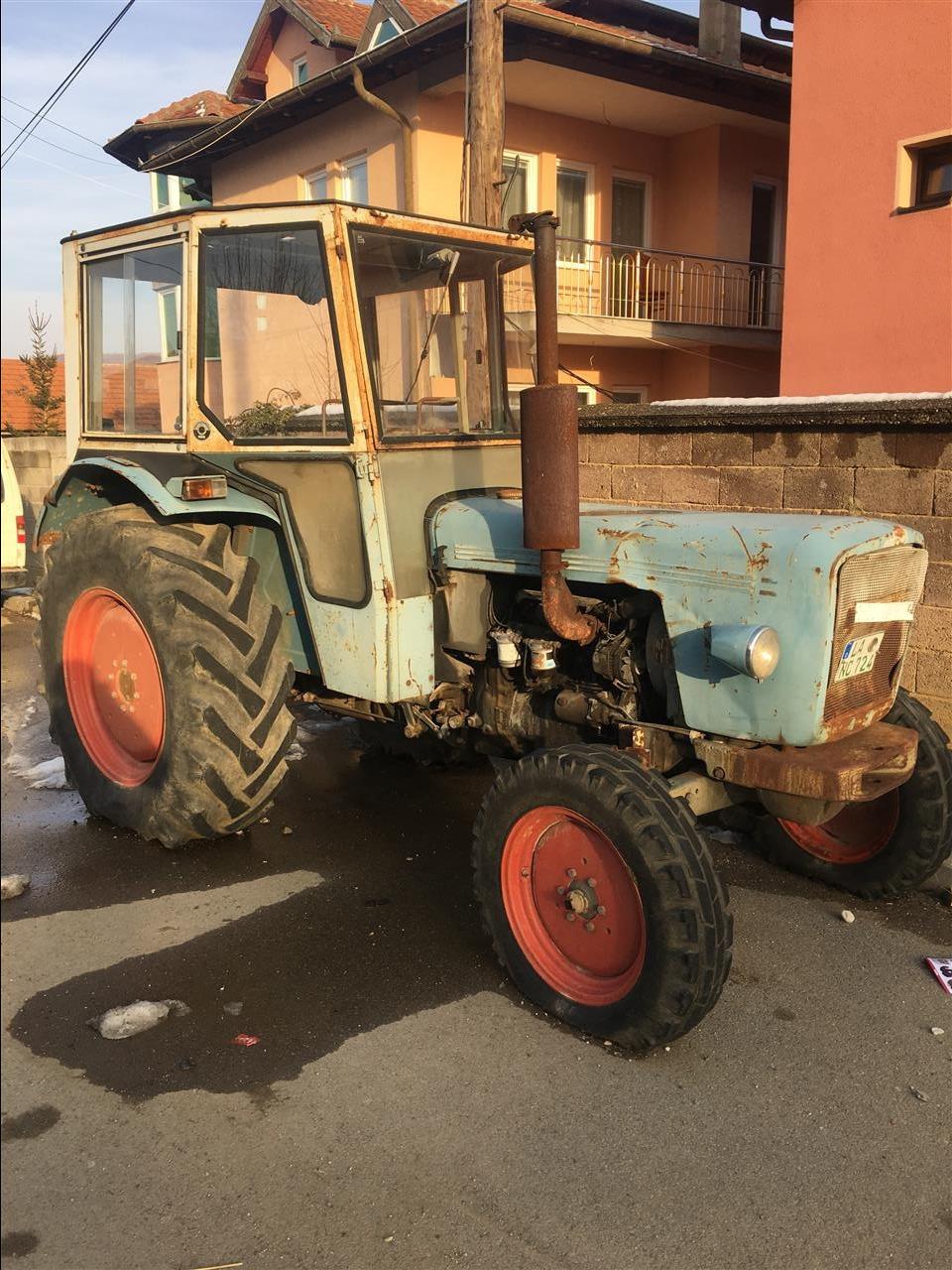 Traktor