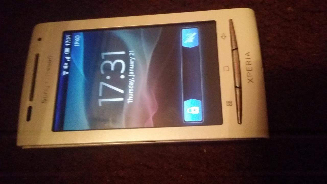 Sony-xperia-x8