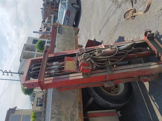 Shes piruner per traktor