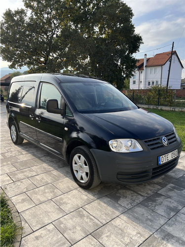 VW caddy maxi