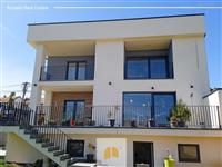 Shtëpi 1+4 në SHITJE me FLETË POSEDUESE në Arbëri – 450m²
