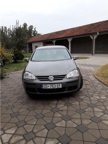 Shes.Golf 5 