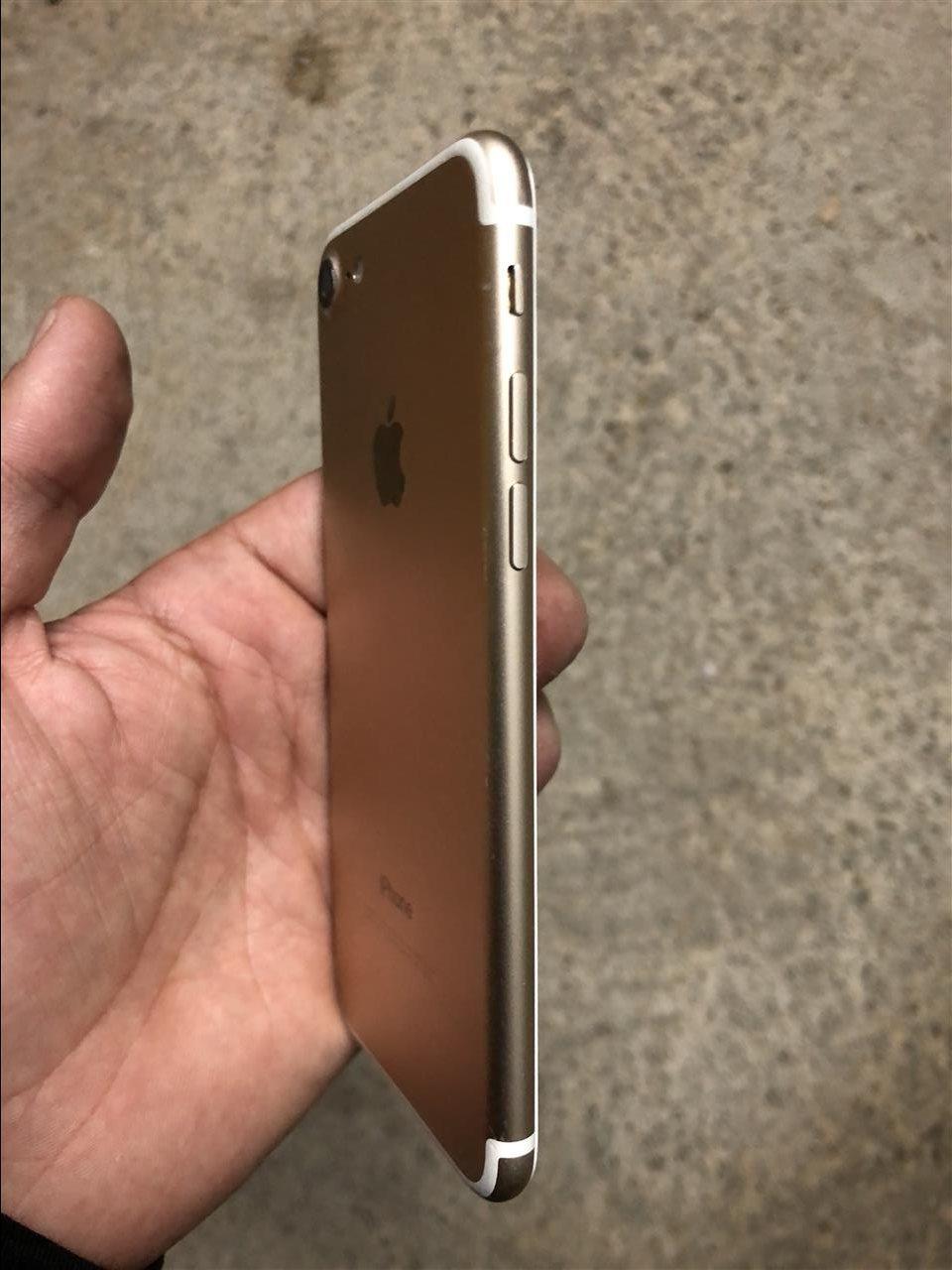 IPHONE-7-