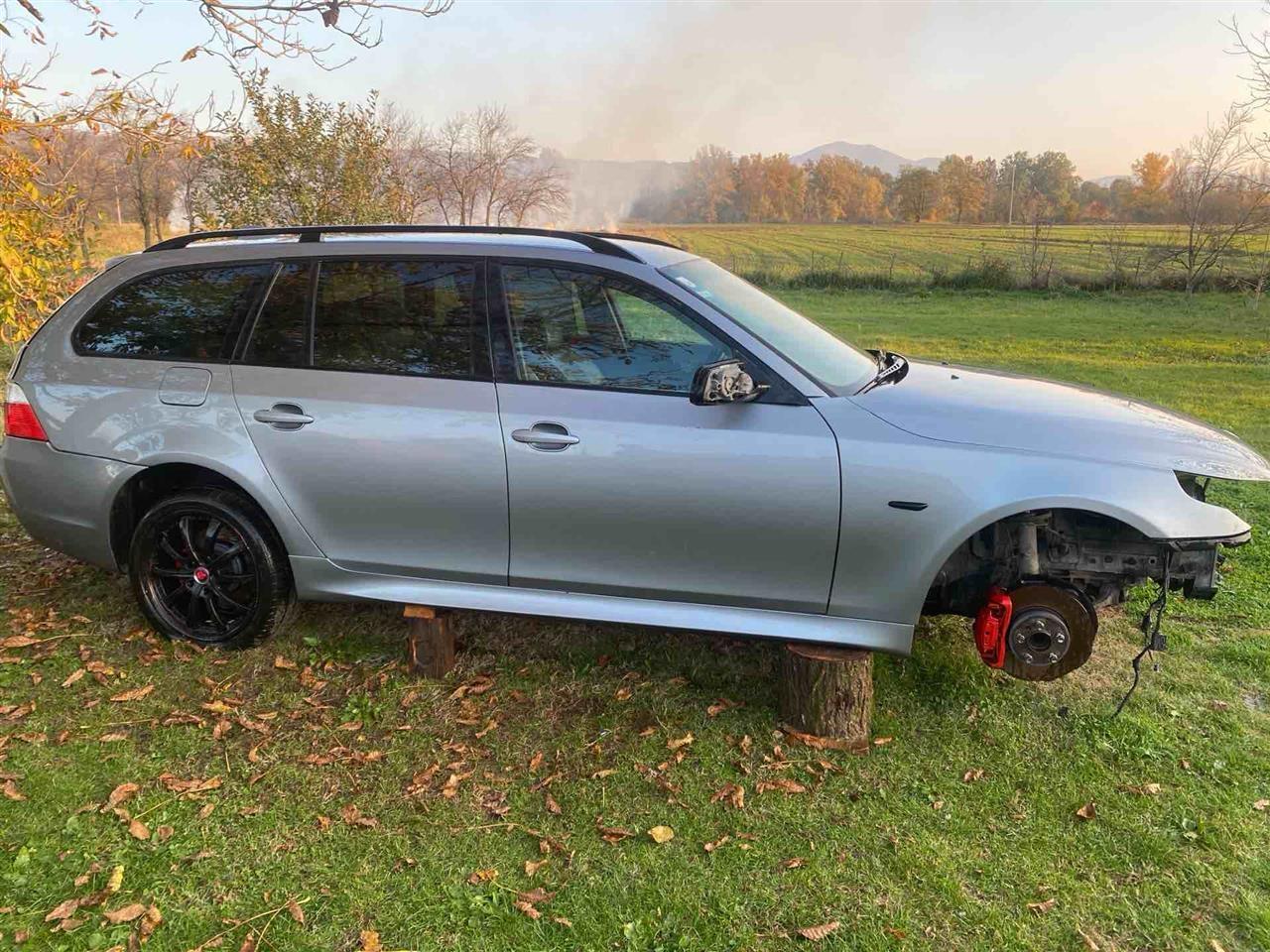 BMW-E61-karavan
