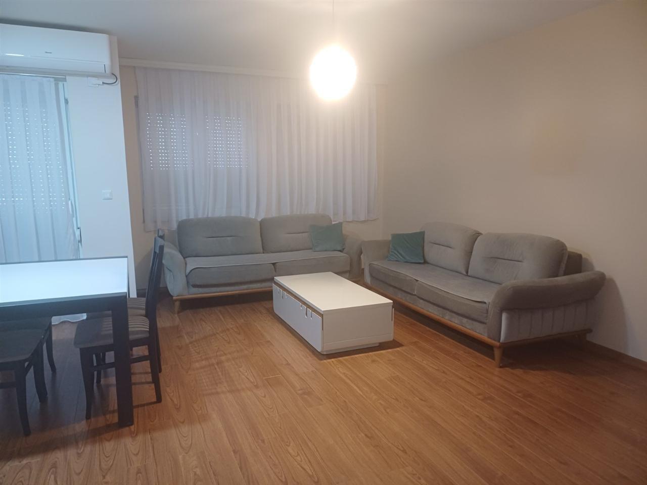 BANESË-ME-QIRA-2+1-NË-FUSHË-KOSOVË