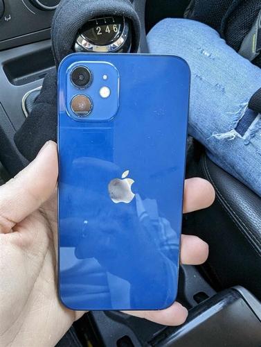 Shitet iphone 12 blue