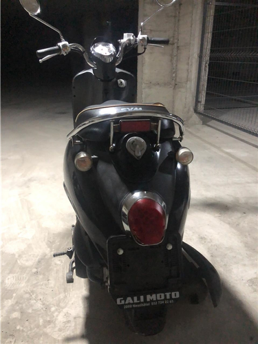 Sym Mio