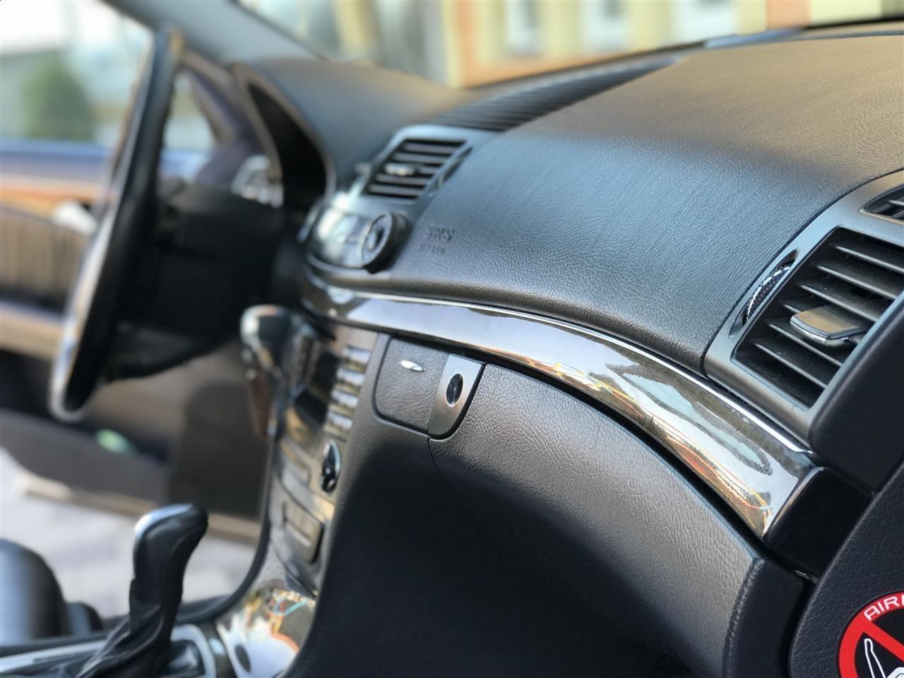 Mercedes-e320