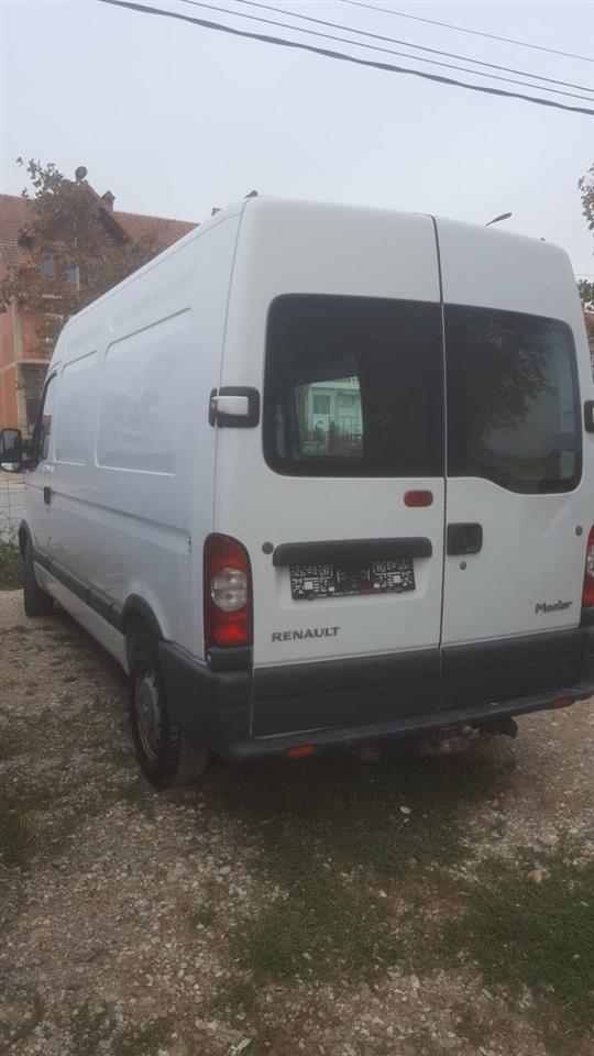 Renault-Master-2-2-