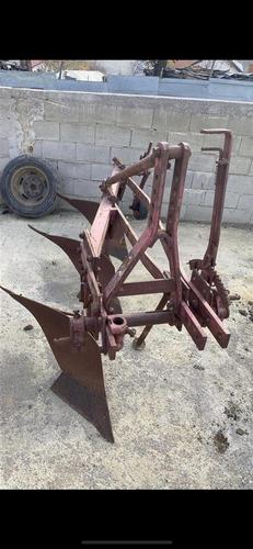 pllugj 3