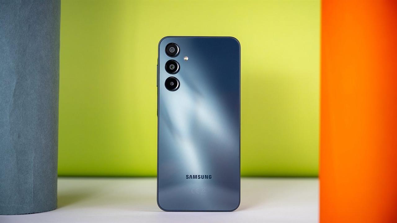 shitet-telefoni-Samsung-origjinal
