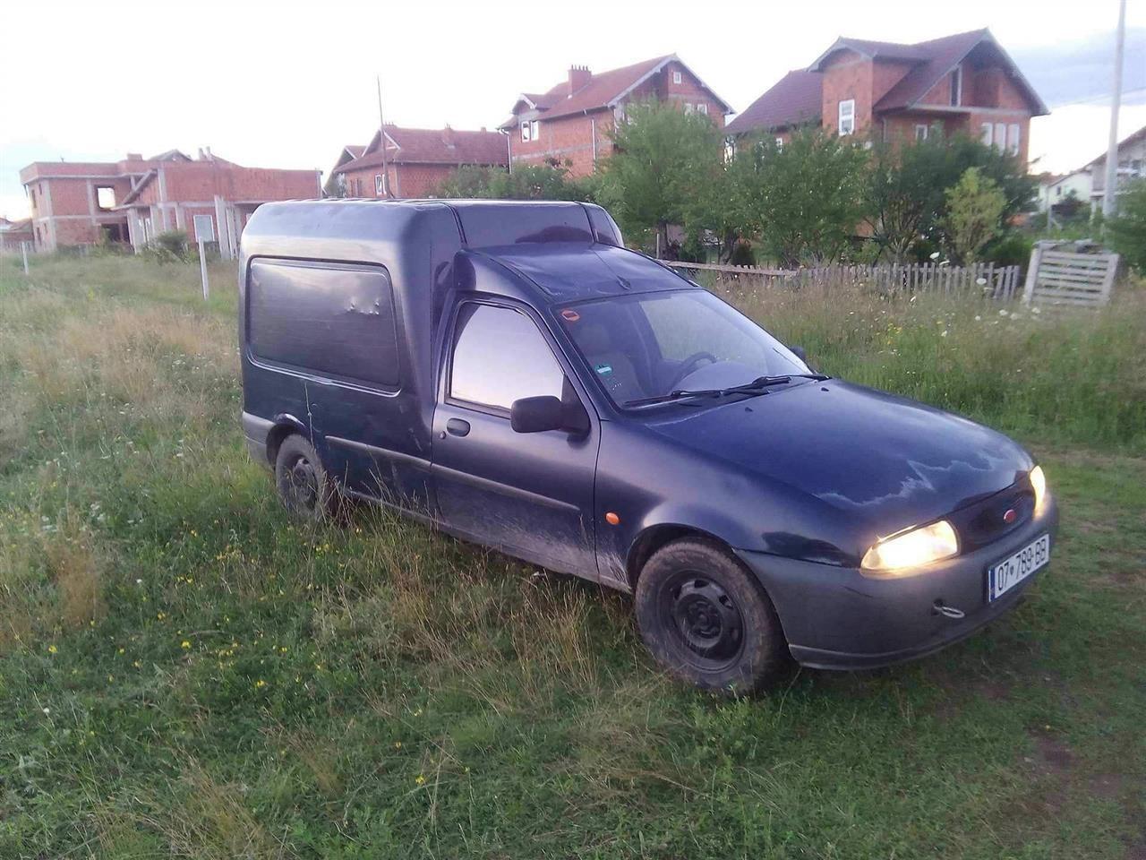 Ford-Courier