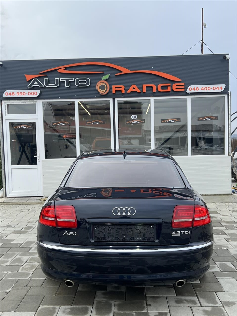 Audi-a8L