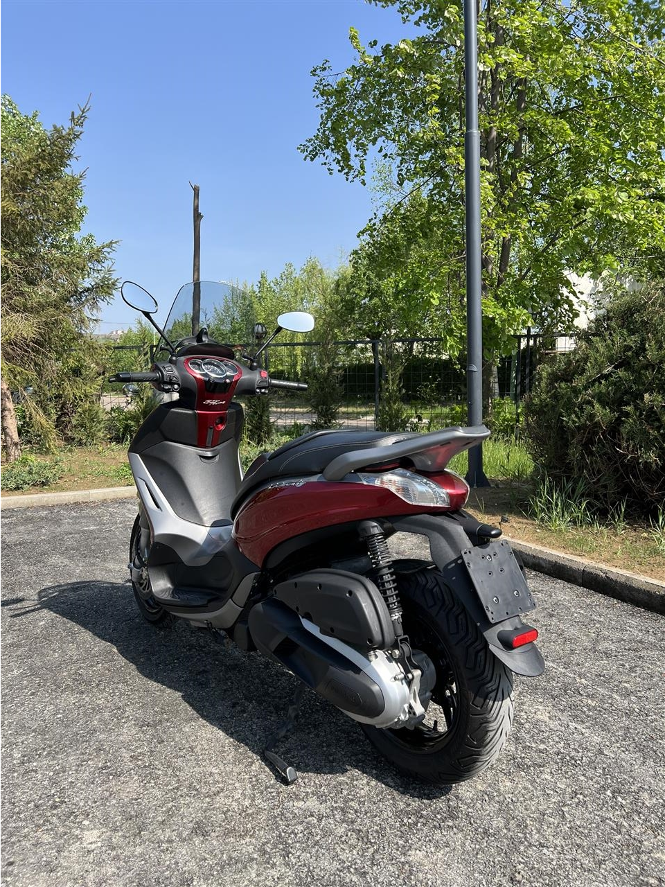 Beverly-350cc-