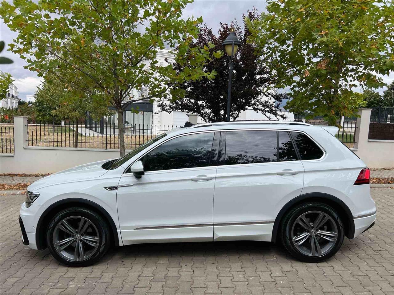 VW-TIGUAN-R-LINE-DSG