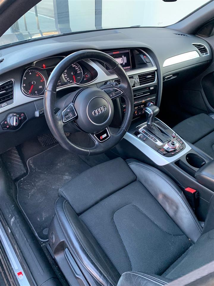 Audi-A4-