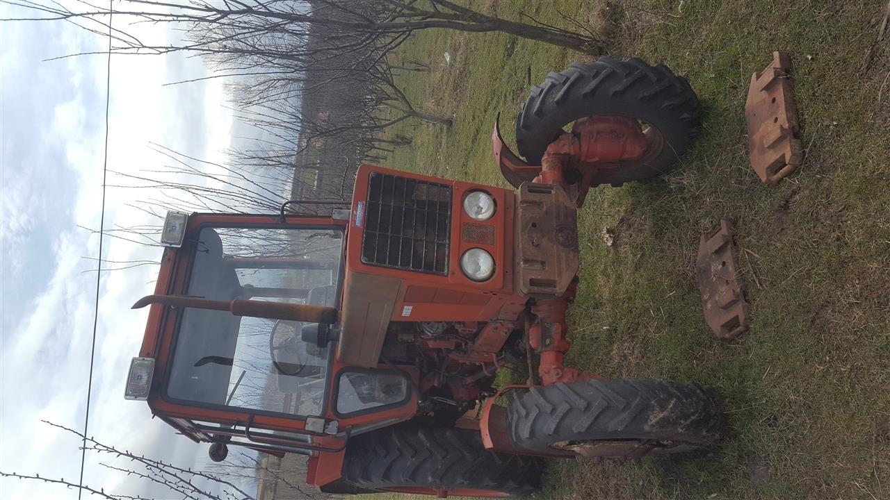 Shiten-traktorat-