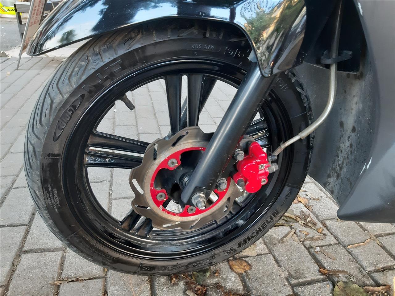 Sym-HD2-125-cc
