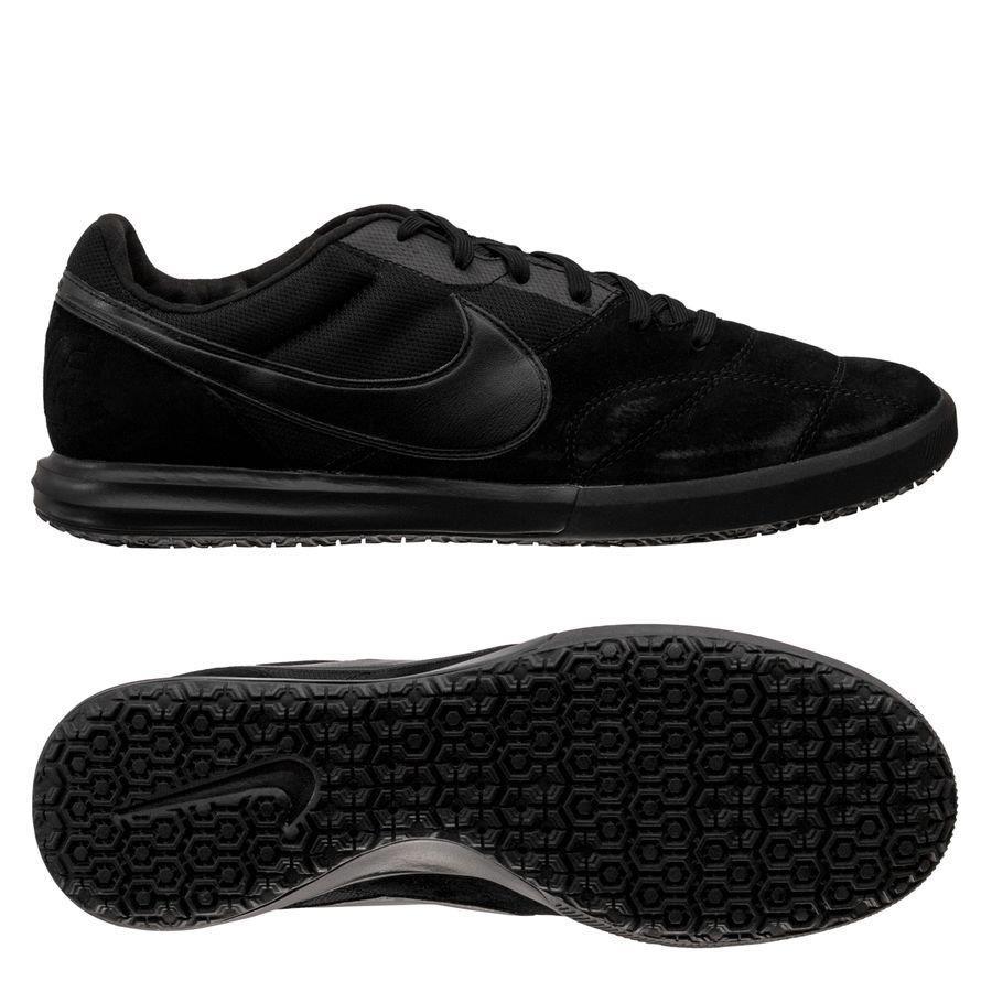 NIKE-