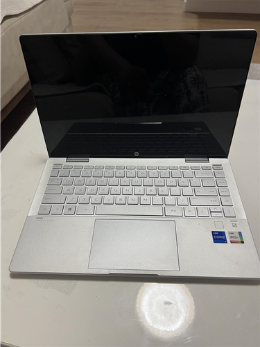 HP pavilion