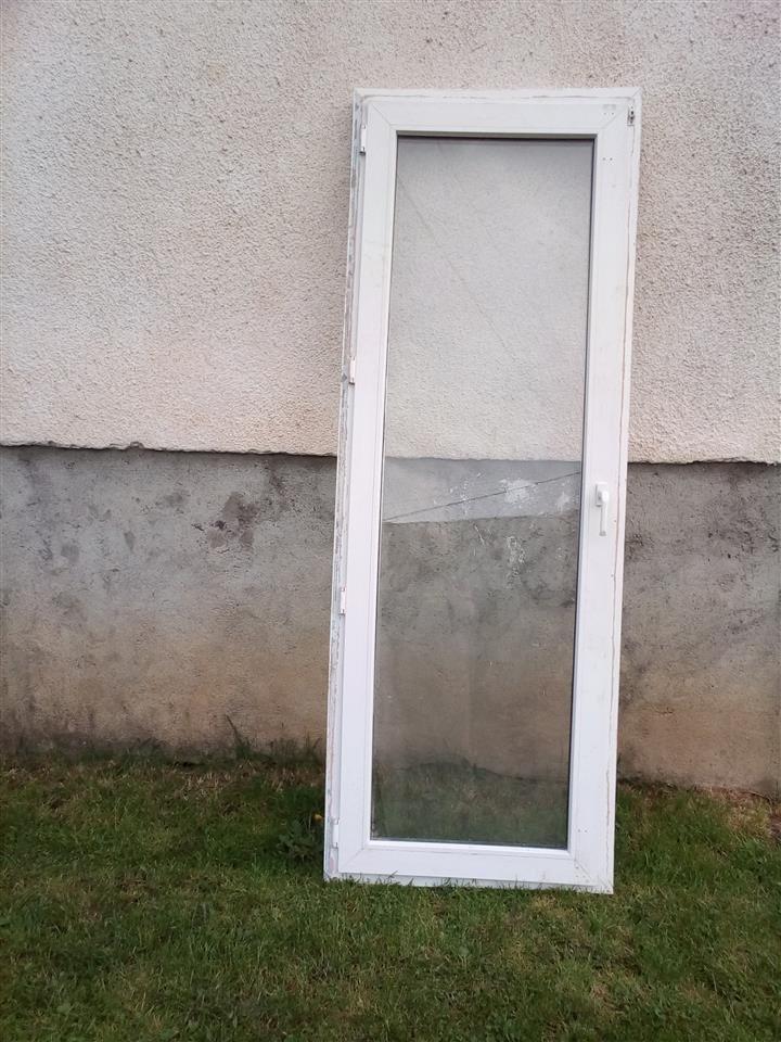 Dera-per-taras