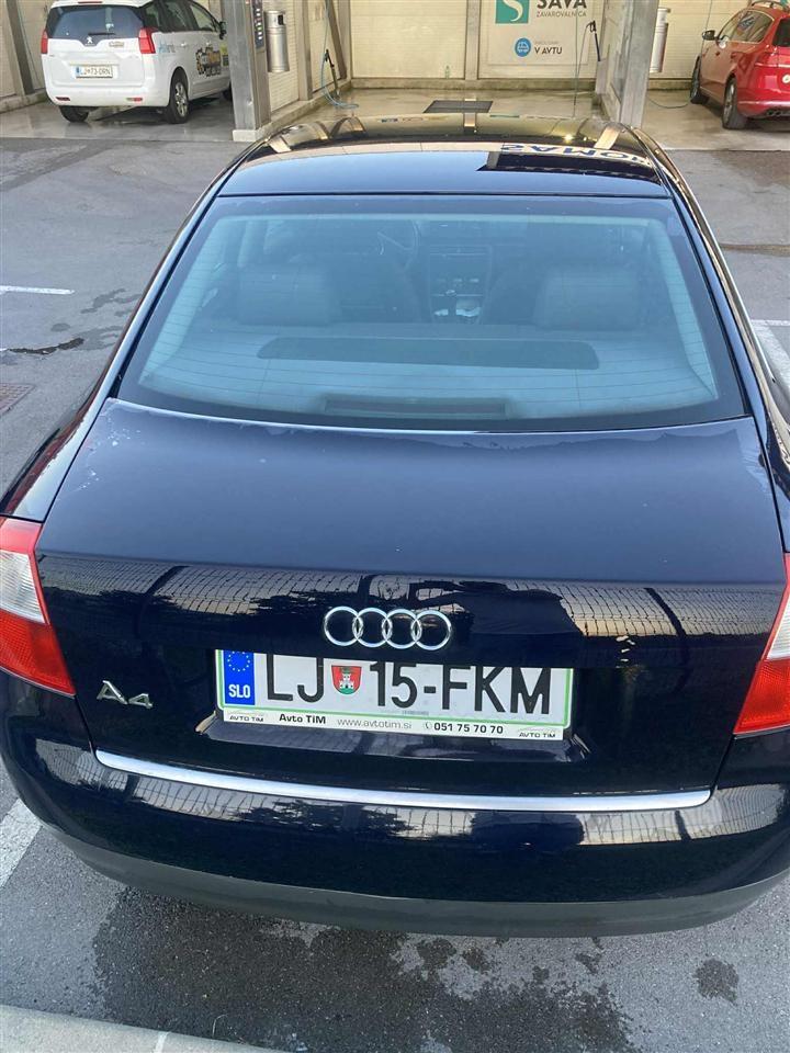 Shitet-audi-a4