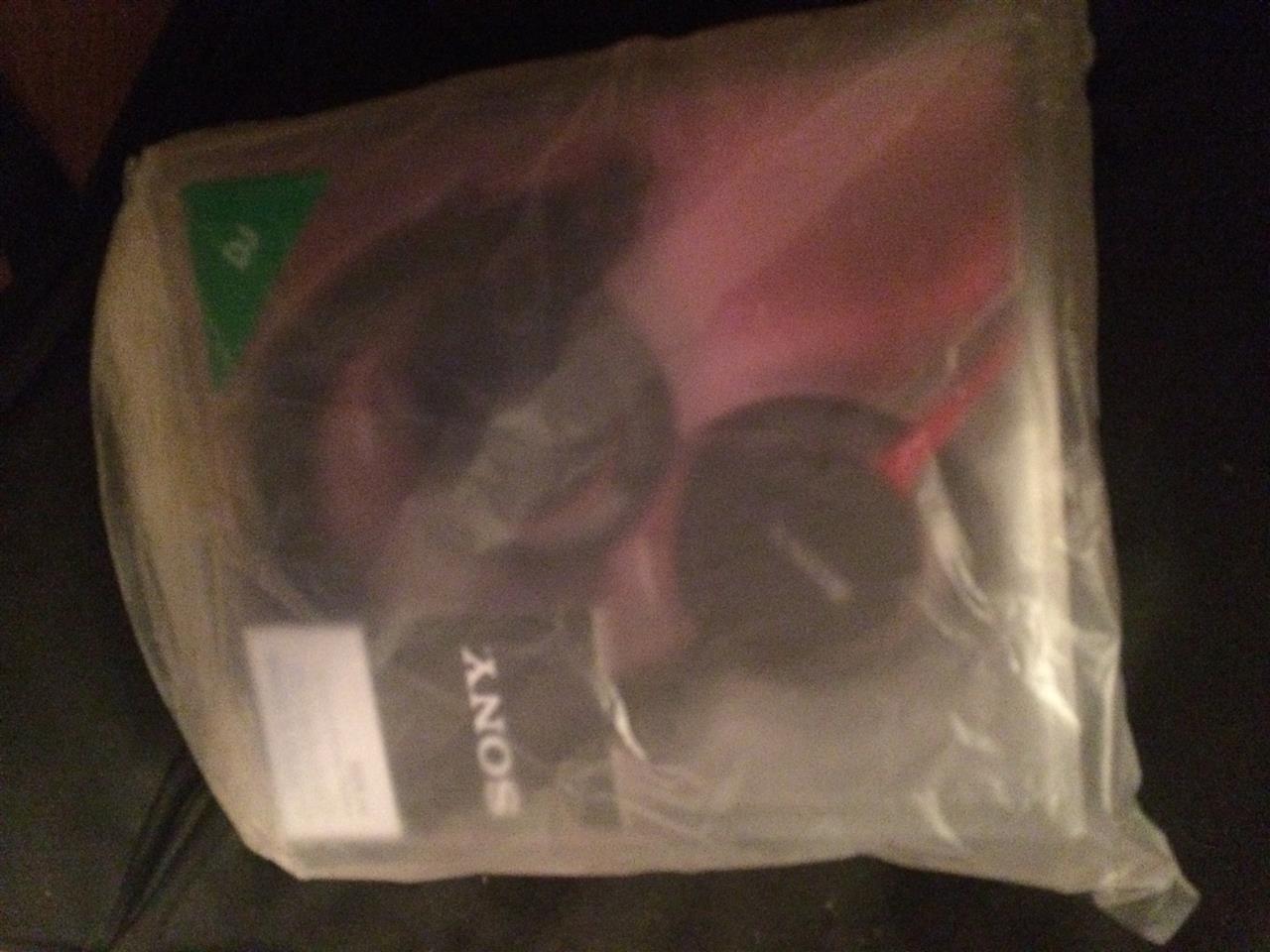 Ndegjuese-SONY-dhe-processor-per-gitare-Line6