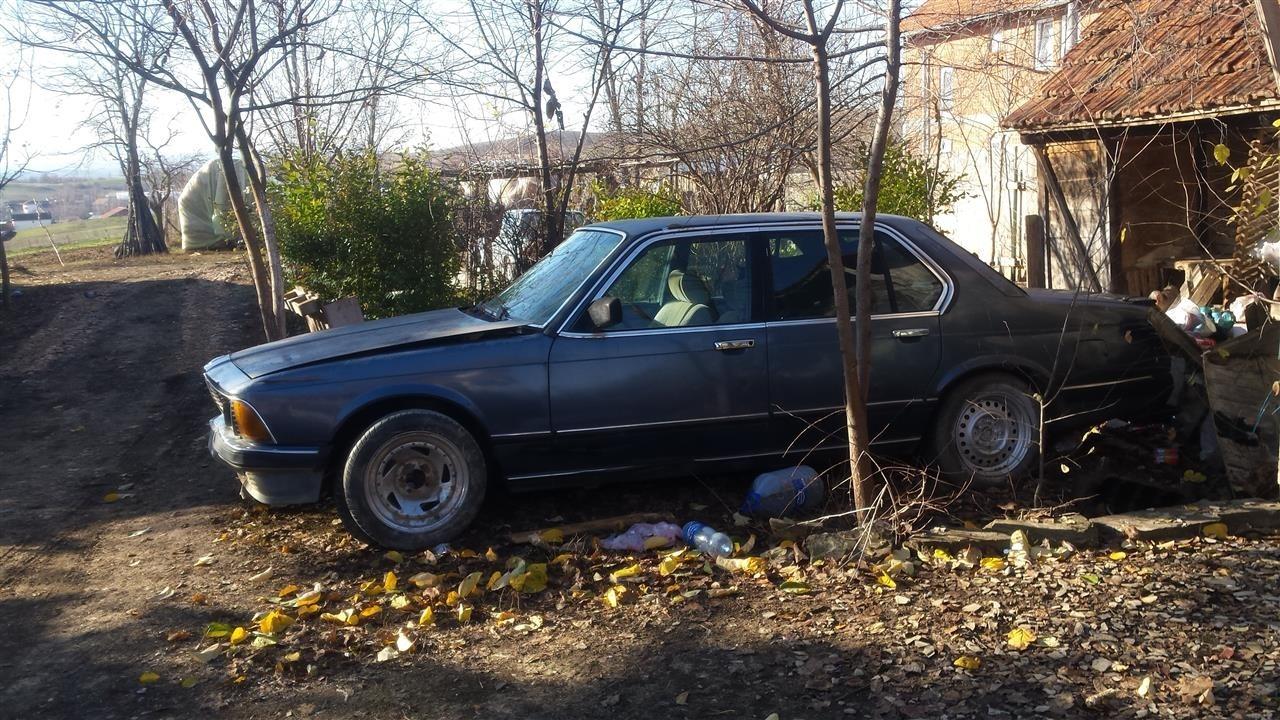 BMW-7--E23-2-4TD-1986-Oldtimer-