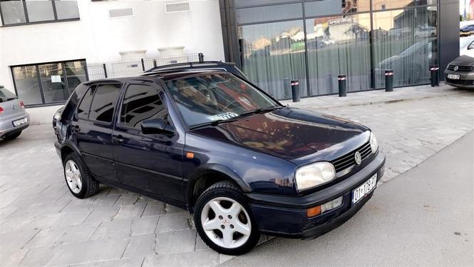 Golf 3