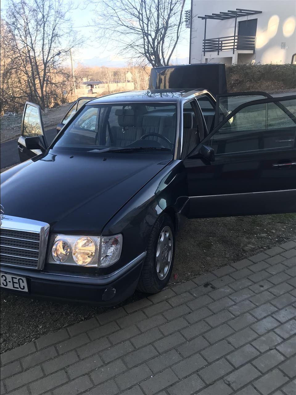 Mersedes-Benz-