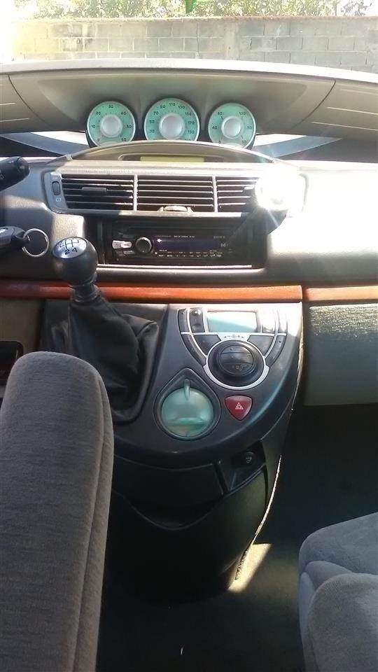 Citroen-c8