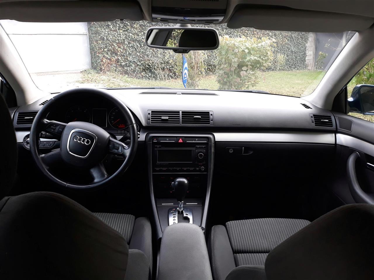 Audi-A4