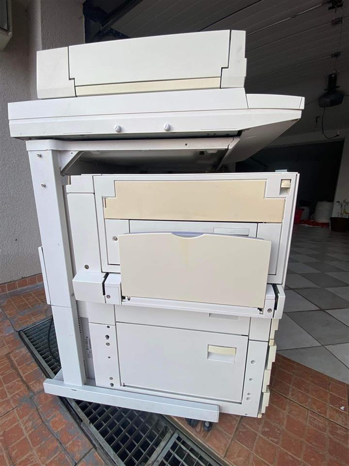 Printer-Xerox