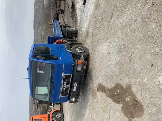 043755100
