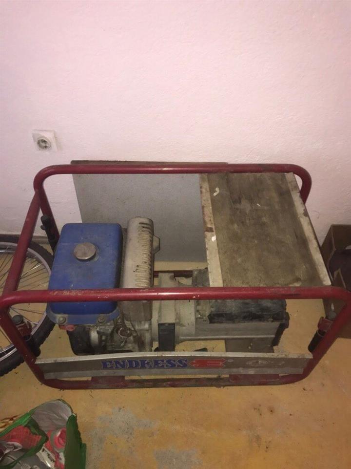 Generator