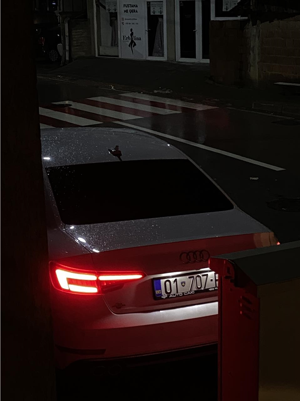 Audi-A4-2018