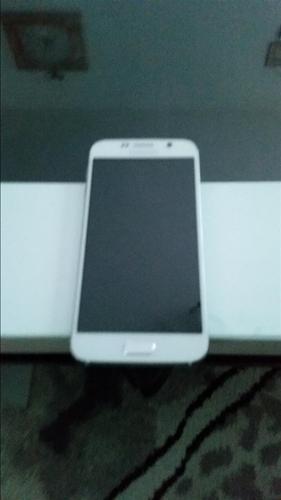 Telefon