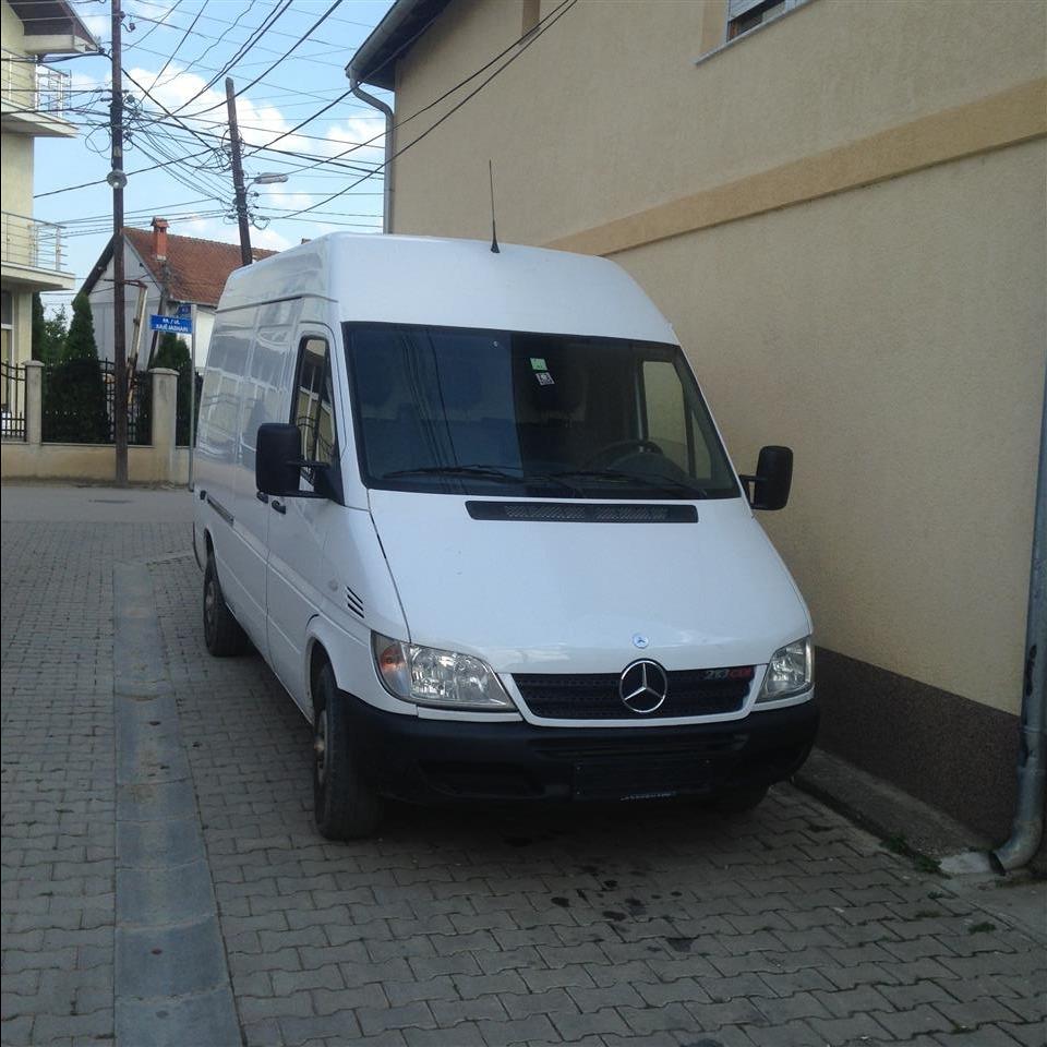 KOMBI