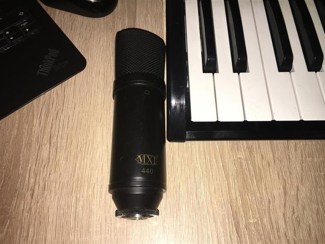 MIKROFON DHE MID CONTROLLER 