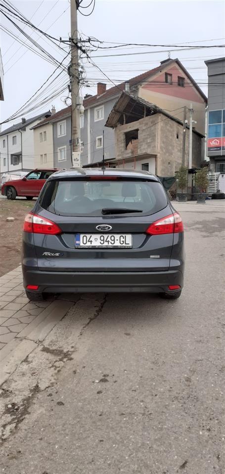Ford-Focus-1-6D-