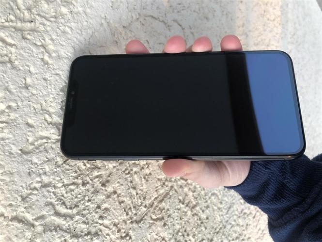 xs max