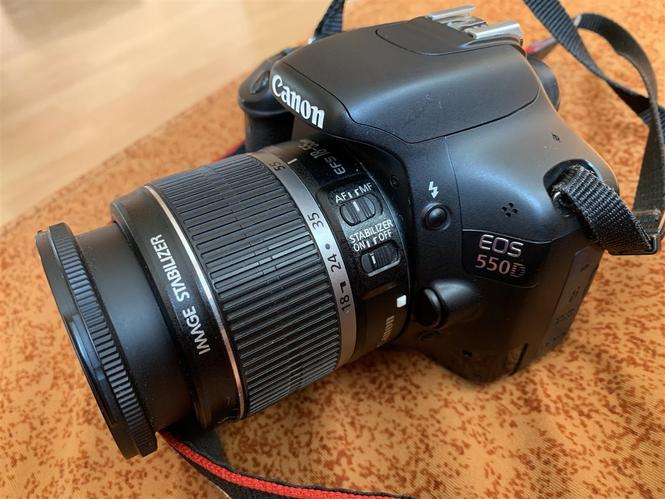 KANON EOS 550D