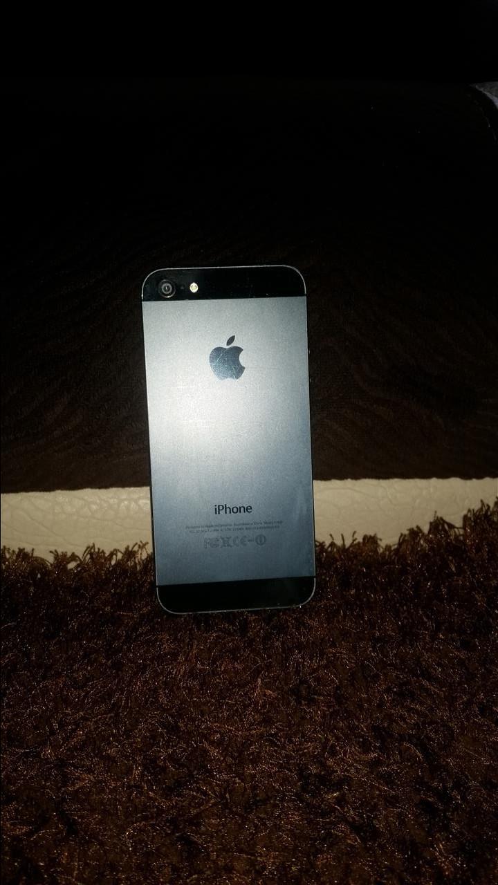 Shes-iPhone-5-32GB